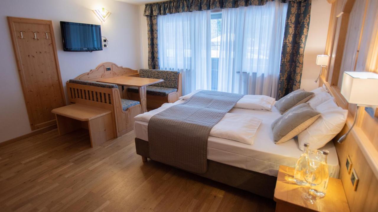 Hotel Diamant Park Campitello di Fassa Exterior photo